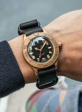 代购正品Undone Basecamp复古时尚真皮防水夜光自动机械男手表