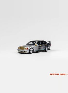 DCM 1:64 奔驰 190E 星空银 合金仿真汽车模型