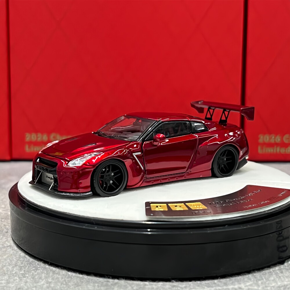 PGM 1:64 日产 GTR R35 金属红 仿真汽车模型图片