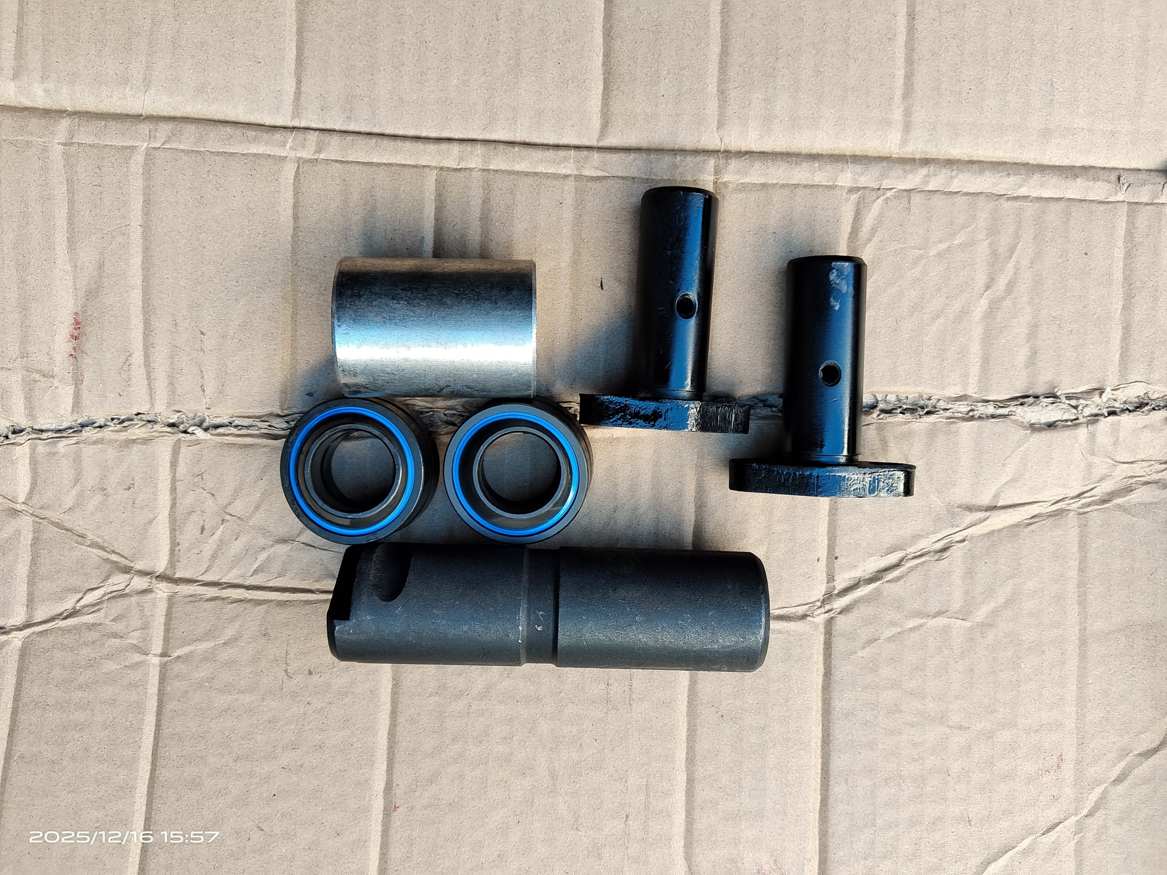 东风柳汽霸龙重卡507 M5 M7乘龙M3转向垂臂修理包  垂臂衬套 销子