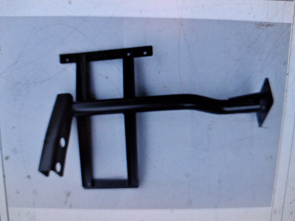 福达汽车东风柳汽乘龙配件乘龙m3挡泥板支架 前轮挡泥板固定架