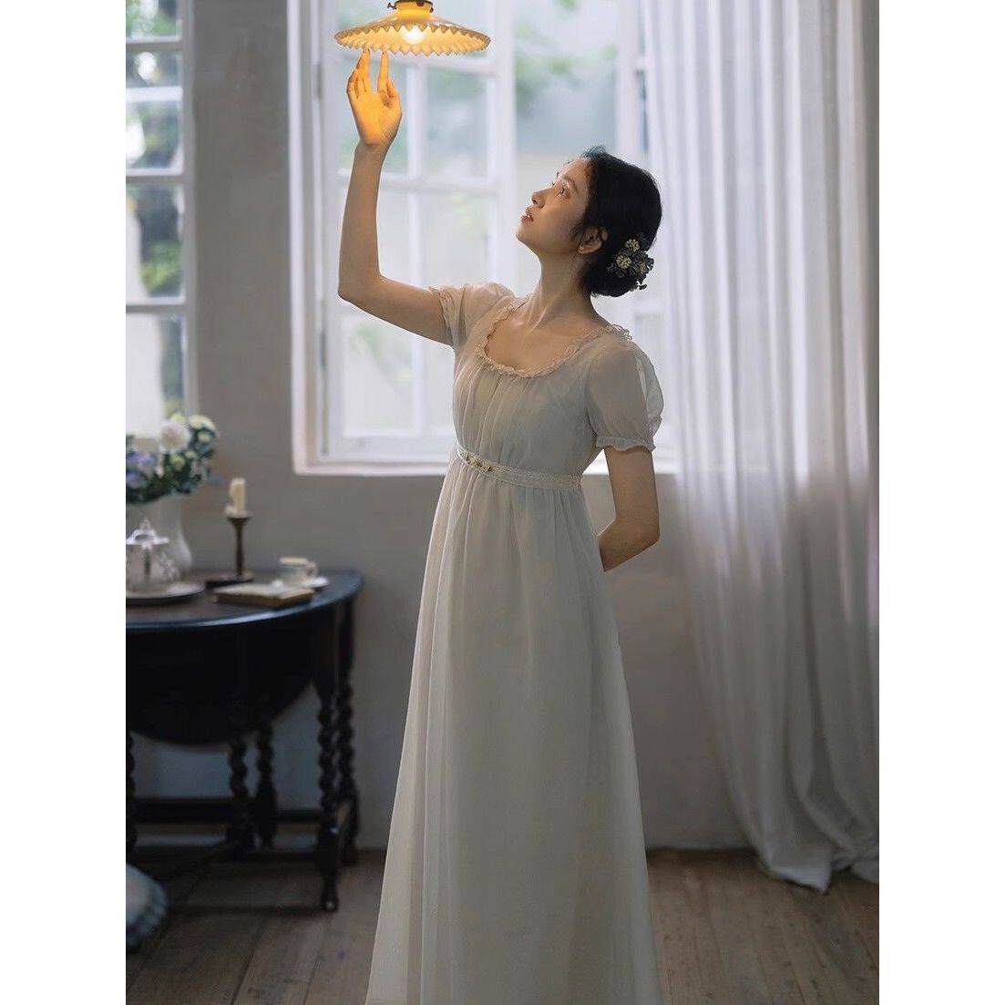 法式仙气方领泡泡袖帝政连衣裙女2025夏季新款高腰轻婚纱气质长裙