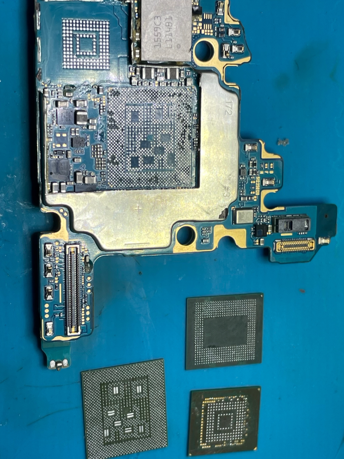 红米手机维修K70/80不开机K50k60小米12ultra15/13/14重启寄修