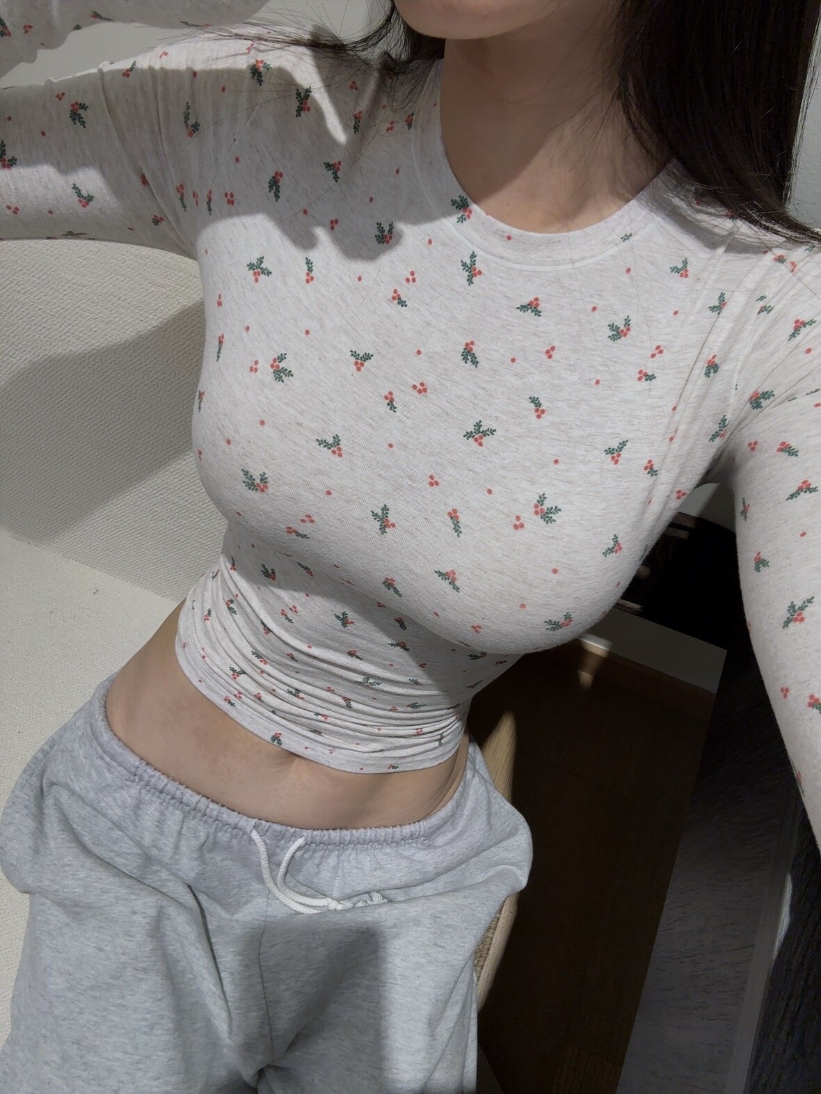 李琴琴【新年限定印花系列】棉质圆领掐腰显瘦正肩T恤内搭打底衫