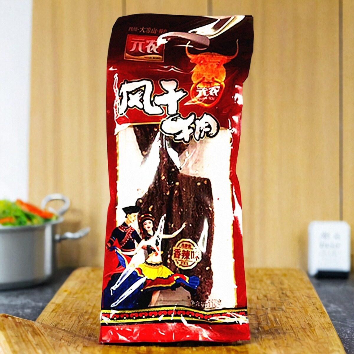 包邮大凉山西昌元农香辣风干牛肉手撕吃法115g休闲零食超干嚼出味
