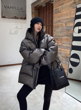 Aaakane 6折/哑光透明黑色连帽羽绒服女冬季宽松保暖白鸭绒厚外套