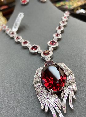 项链女款羽毛红色大宝石翅膀