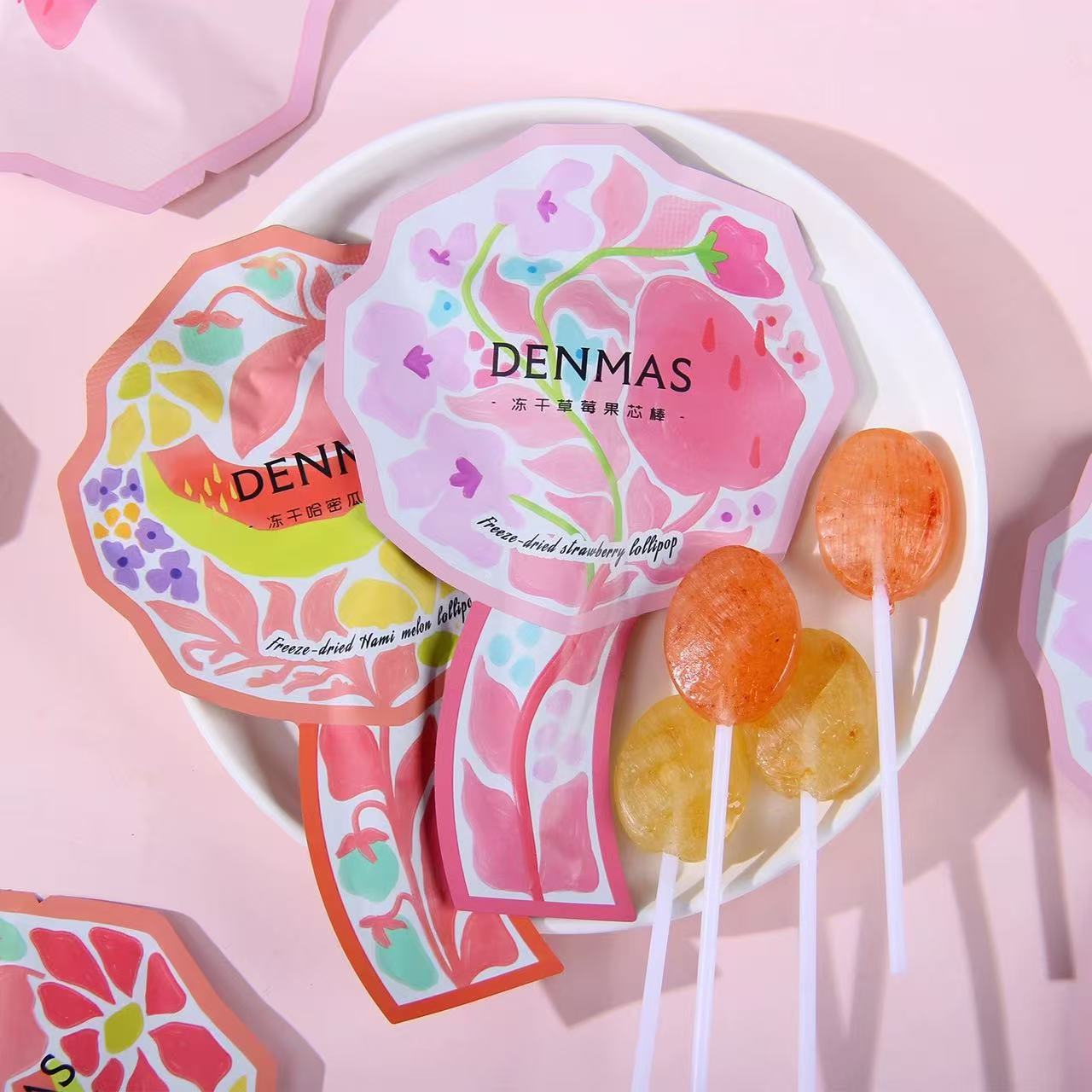 山姆超市英国丹玛仕DANMAS冻干草莓味哈密瓜果芯棒棒糖散装喜糖婚图片