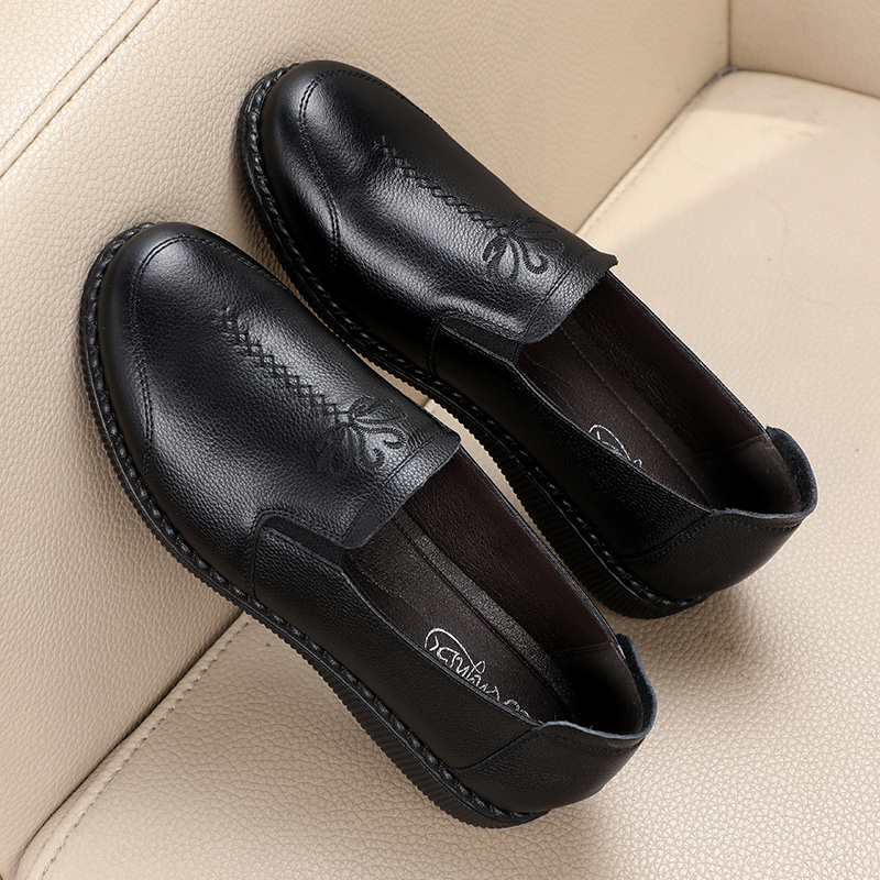 织丽真皮软底中老年一脚蹬单鞋