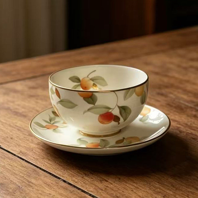 日本有田烧真金边柿子茶杯