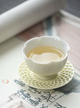 嫩黄陶瓷小高足主人杯单杯品茗杯