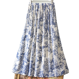 双绉真丝印花半身裙夏季蓝色青花瓷碎花显瘦2026春夏时尚度假大摆