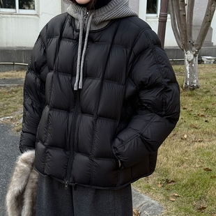 冬高级感针织连帽拼接90白鸭绒假两件泡芙羽绒服短款黑色外套Y98