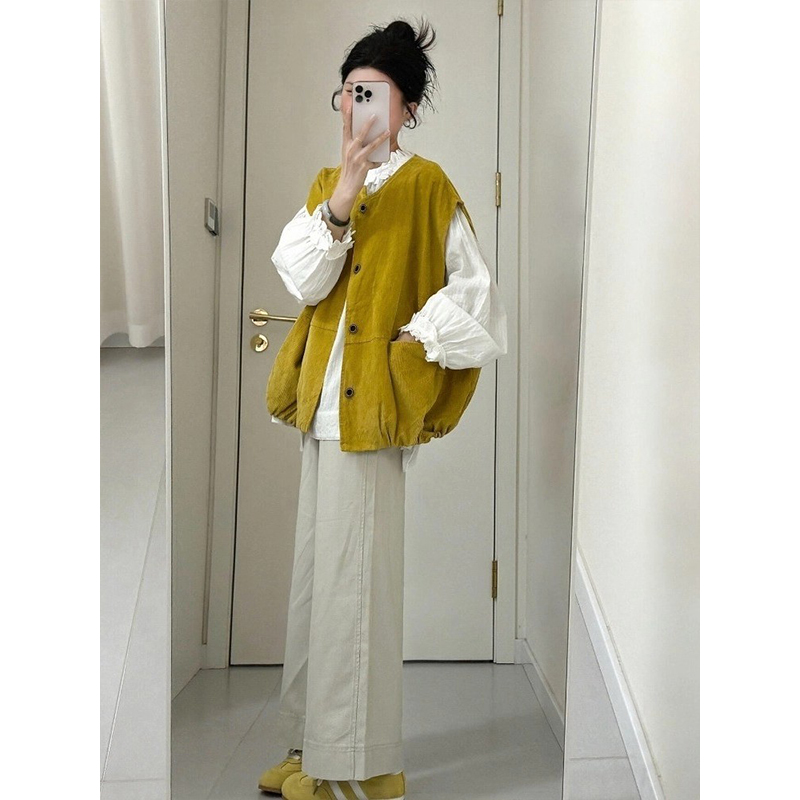设计感时尚减龄风黄色宽松百搭马甲女秋季内搭白色长袖衬衫两件套