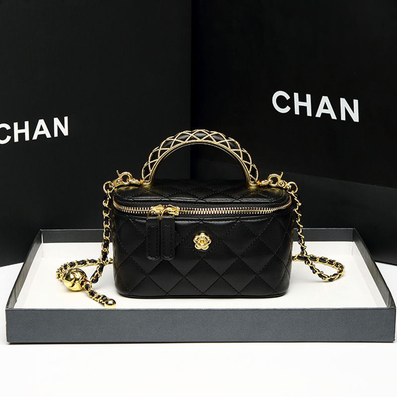 头层牛皮女包迷你盒子包软真皮时尚斜挎单肩包2024新款链条化妆包