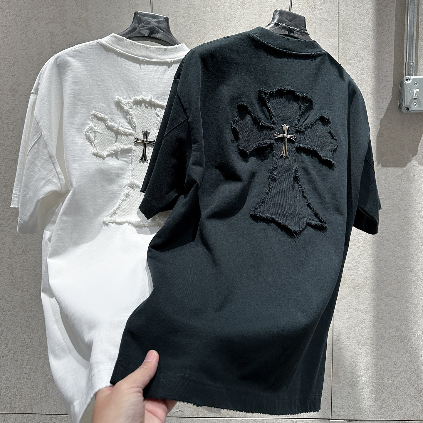 早春新款重磅短袖男CH十字架贴布设计金属点缀潮流百搭时尚克T恤,男装,T恤,淘宝优惠券,粉丝福利购,淘宝优惠卷