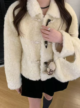 【福利】QIQI绮绮家~皮毛一体牛角扣外套33937【杭州奥瑾】#11-27