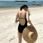 泳衣2025年新款 高级感女款 黑色露背小胸吊带连体超性感显瘦纯欲风