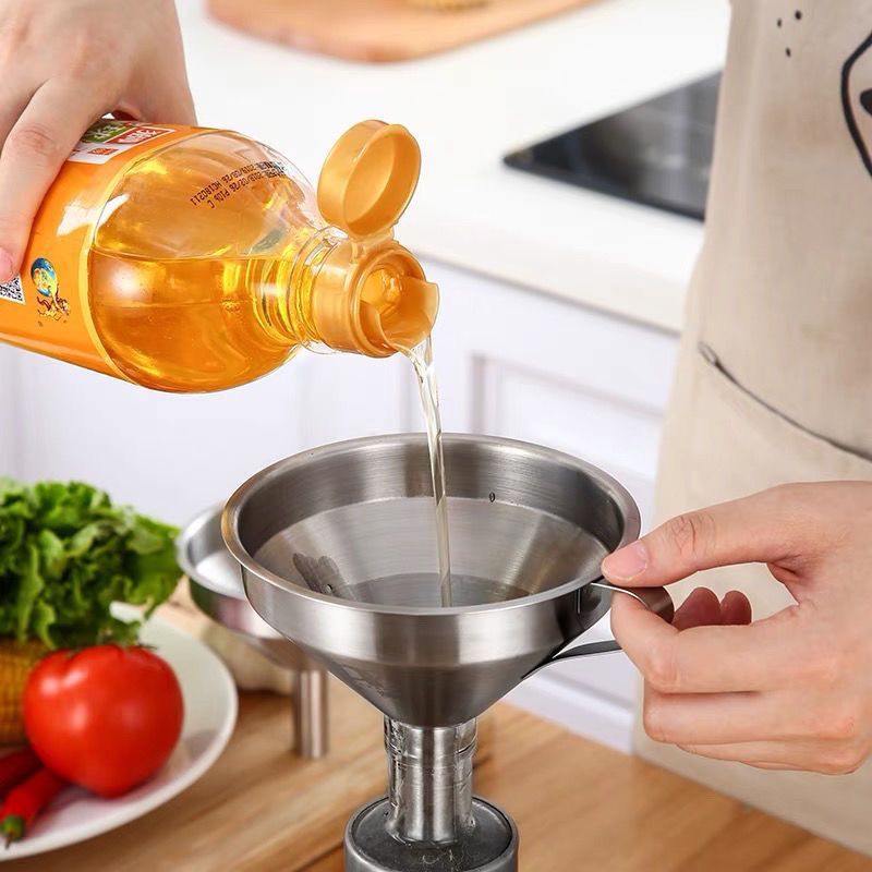 不锈钢加厚酒漏大小口径厨房过滤网多功能倒油漏斗实用设计高质