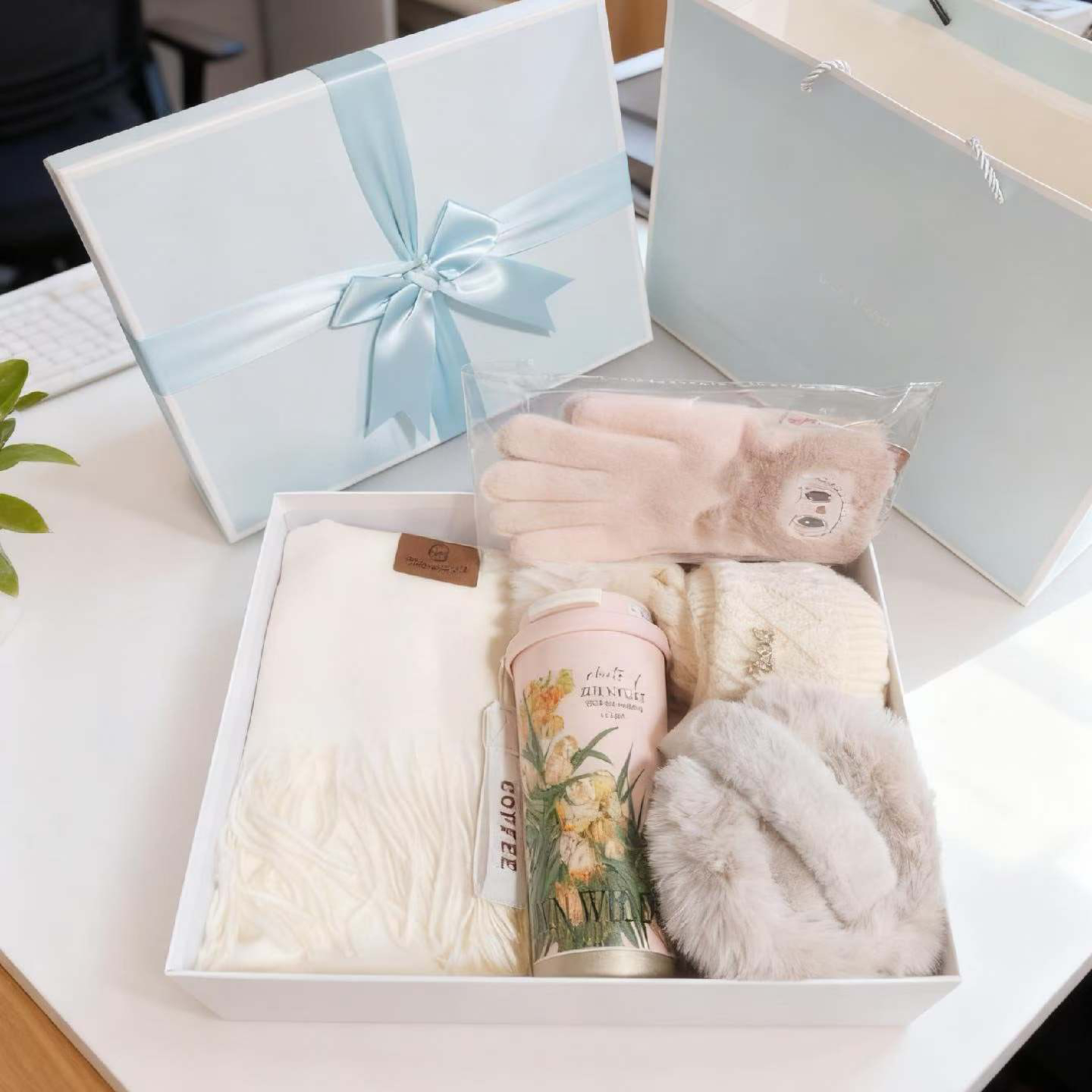 西安暖冬套装大礼包围巾帽子手套耳暖咖啡保温杯带礼盒送礼冬季