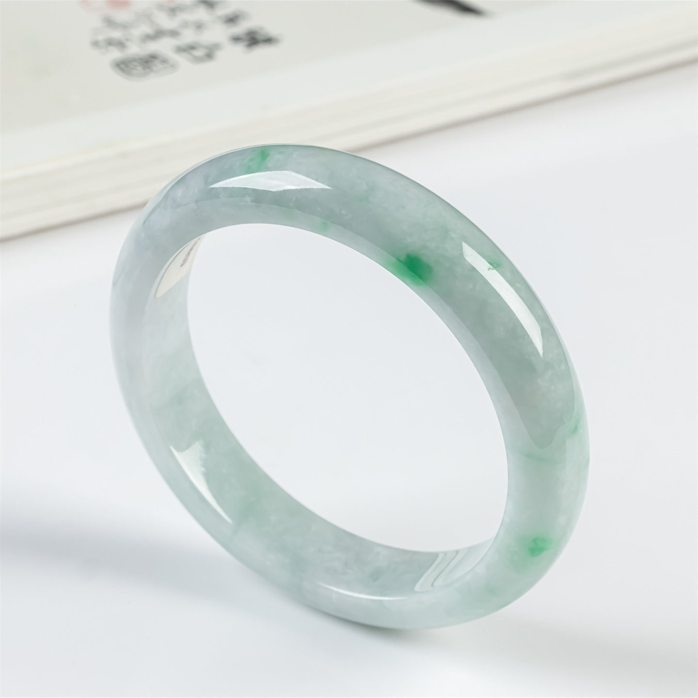 缅甸天然翡翠a货老坑糯种阳绿56圈口翡翠手镯女款圆镯翡翠玉镯子