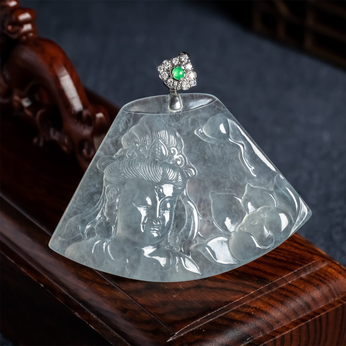 缅甸天然翡翠a货高冰种观音菩萨如意吊坠18K金高档男款观音冰挂件