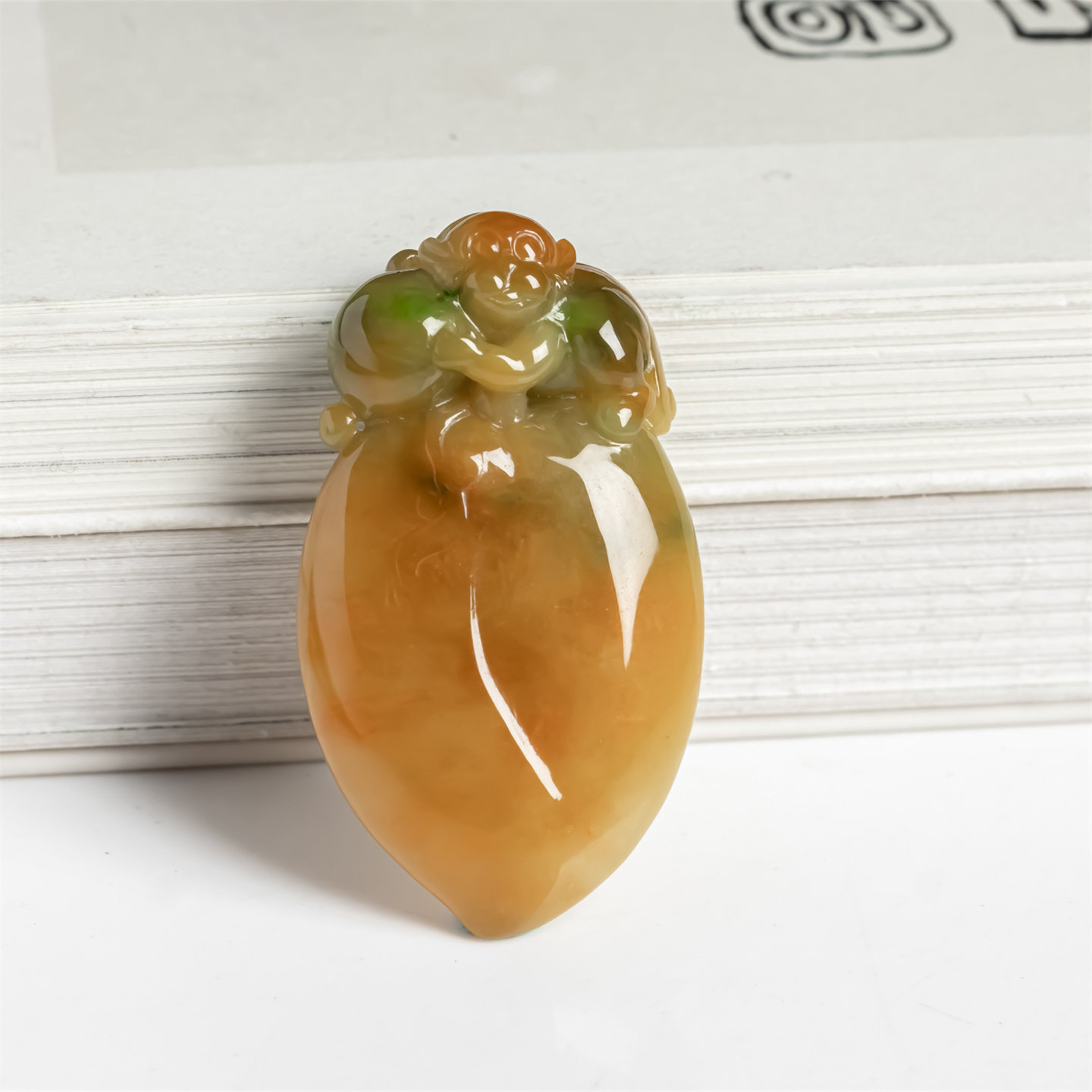 缅甸天然翡翠A货冰糯种老坑双彩黄翡阳绿灵猴献寿吊坠男女款挂件