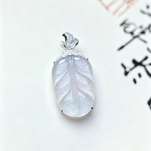 翠贵人18K高冰种金枝玉叶吊坠
