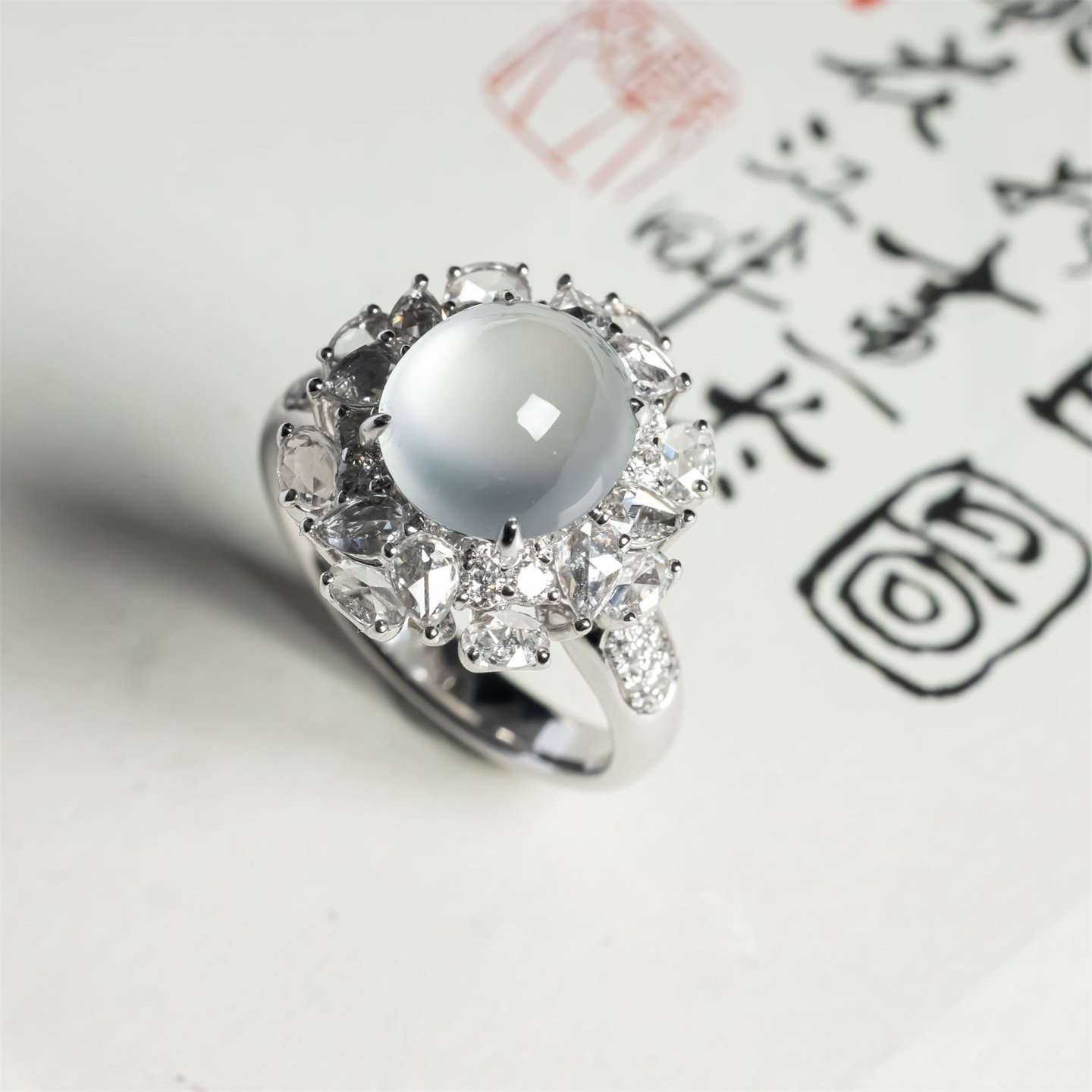 缅甸天然翡翠A货玻璃种高档冰透时尚戒指18K女款戒面老坑蛋面戒指