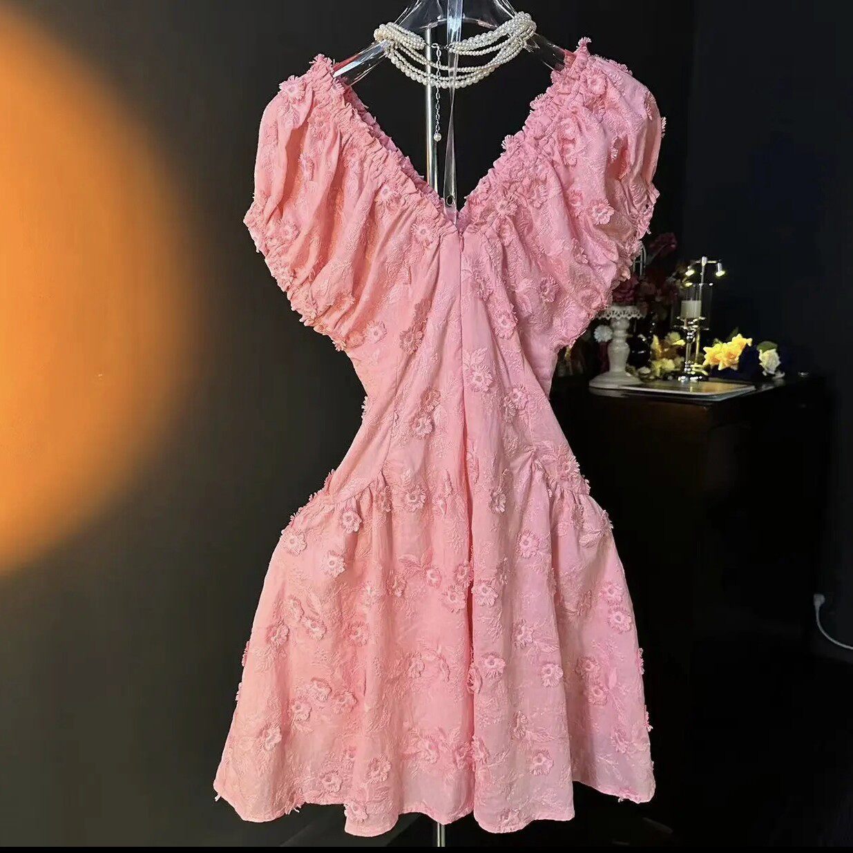 女夏粉色法式复古v领轻奢小个子微胖绝美高级感短款礼服连衣裙子