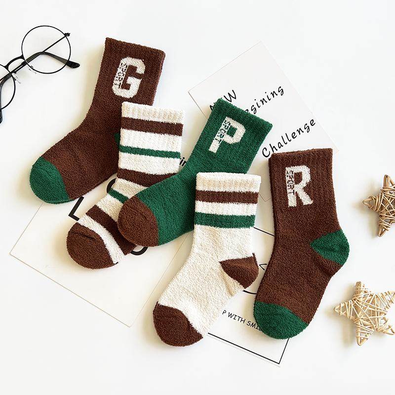 爱嘀嗒儿童保暖袜子冬季珊瑚绒加厚防寒韩版条纹字母男女童中筒袜