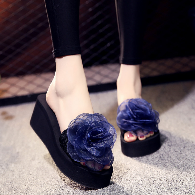 蜜蝶妮夏涼拖鞋女外穿高跟壹字拖花朵防滑坡跟厚底沙灘鞋平底中跟在類目 女鞋, 拖鞋, 壹字拖中 - 來自Buy2taobao.com提供專業的淘寶代購服務