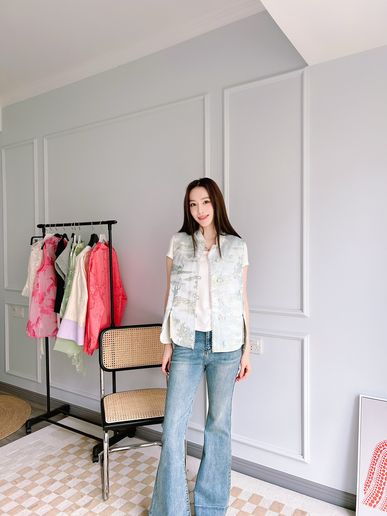 小姐姐全球购11niseey 姜熠 D2C设计师品牌 碧落山水 新中式 马甲