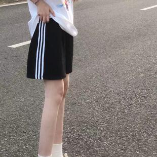 女童韩版三条杠休闲运动阔腿短裤子2026夏季新款中大儿童五分短裤