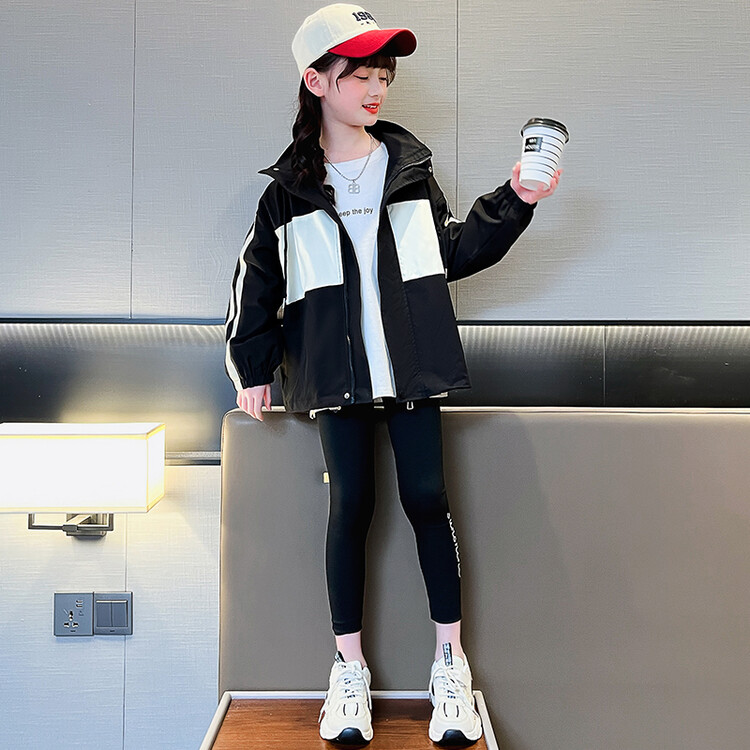 春秋连帽防水女童风衣外套