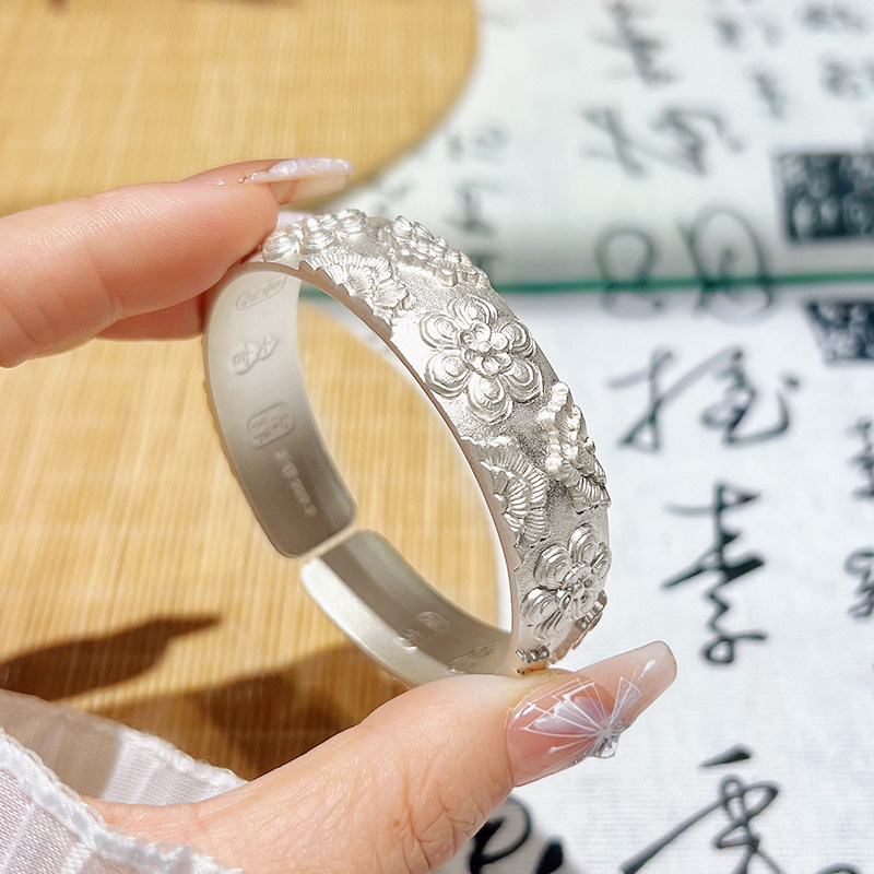 航达银匠 足银9999实心开口宝相花银手镯女款银镯子宽版浮雕手环