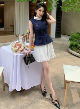 蓝色拼接白色百褶雪纺短裙小香风气质无袖假两件连衣裙高级不撞款