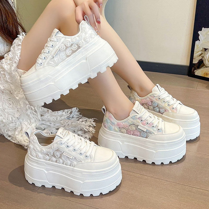 2025夏新款8cm内增高女鞋厚底花朵透气小白鞋百搭运动休闲鞋板鞋