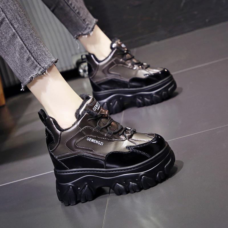 2020冬季新款11cm女鞋运动休闲鞋