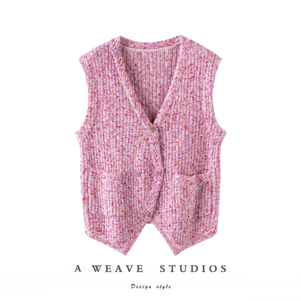 心花怒放~ 〓绒+〓复古粉色花纱羊绒 钻扣V领马甲/翻领西装毛衣