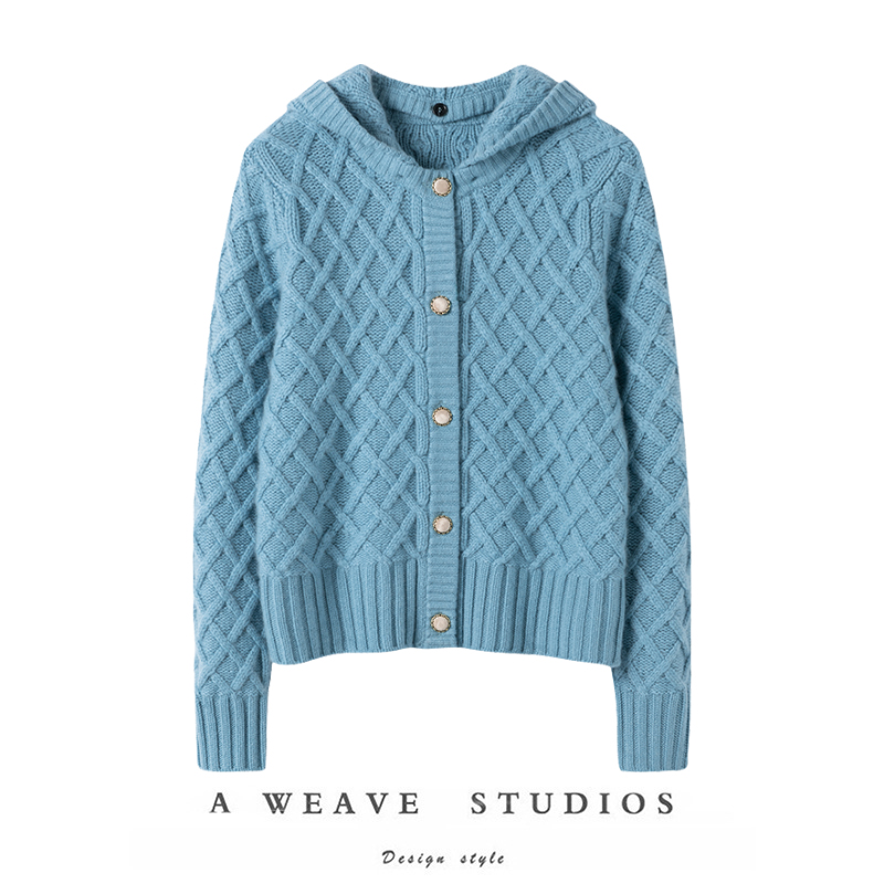 帽子可脱卸复古绞花羊绒衫