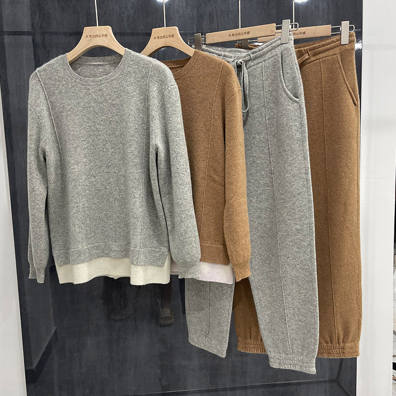 萨琪尼随手穿&rdquo;系列100%山羊绒撞色长袖针织衫/束腿运动裤套装