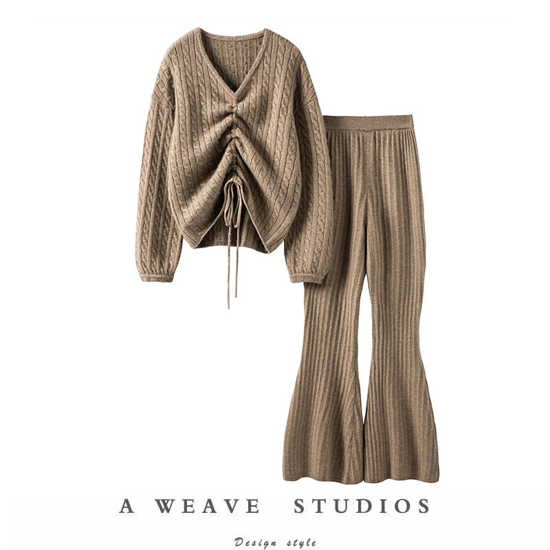 一出场就是焦点灯笼袖羊绒衫