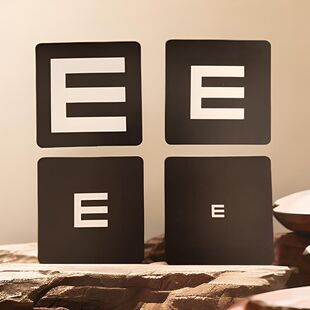 视力拉卡黑白刺激卡近视训练卡E字单卡PVC防水户外近视训练黑底字