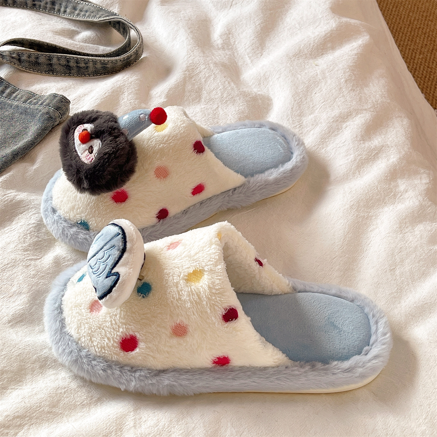 俏绘可爱企鹅软底保暖波点棉拖鞋