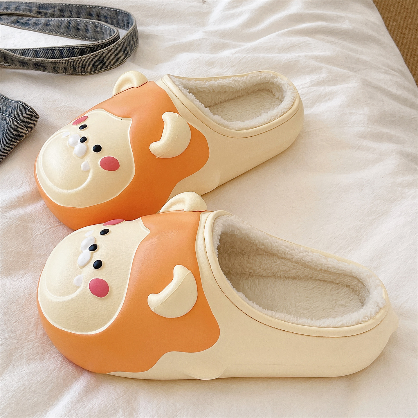 俏绘可爱卡通狮子防水保暖棉拖鞋