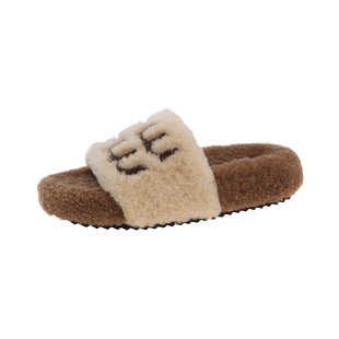 网红毛毛拖鞋女秋冬季时尚字母家居室内保暖可外穿防滑毛绒棉拖鞋