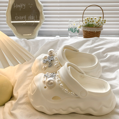 俏绘时尚珍珠水钻厚底高跟洞洞鞋