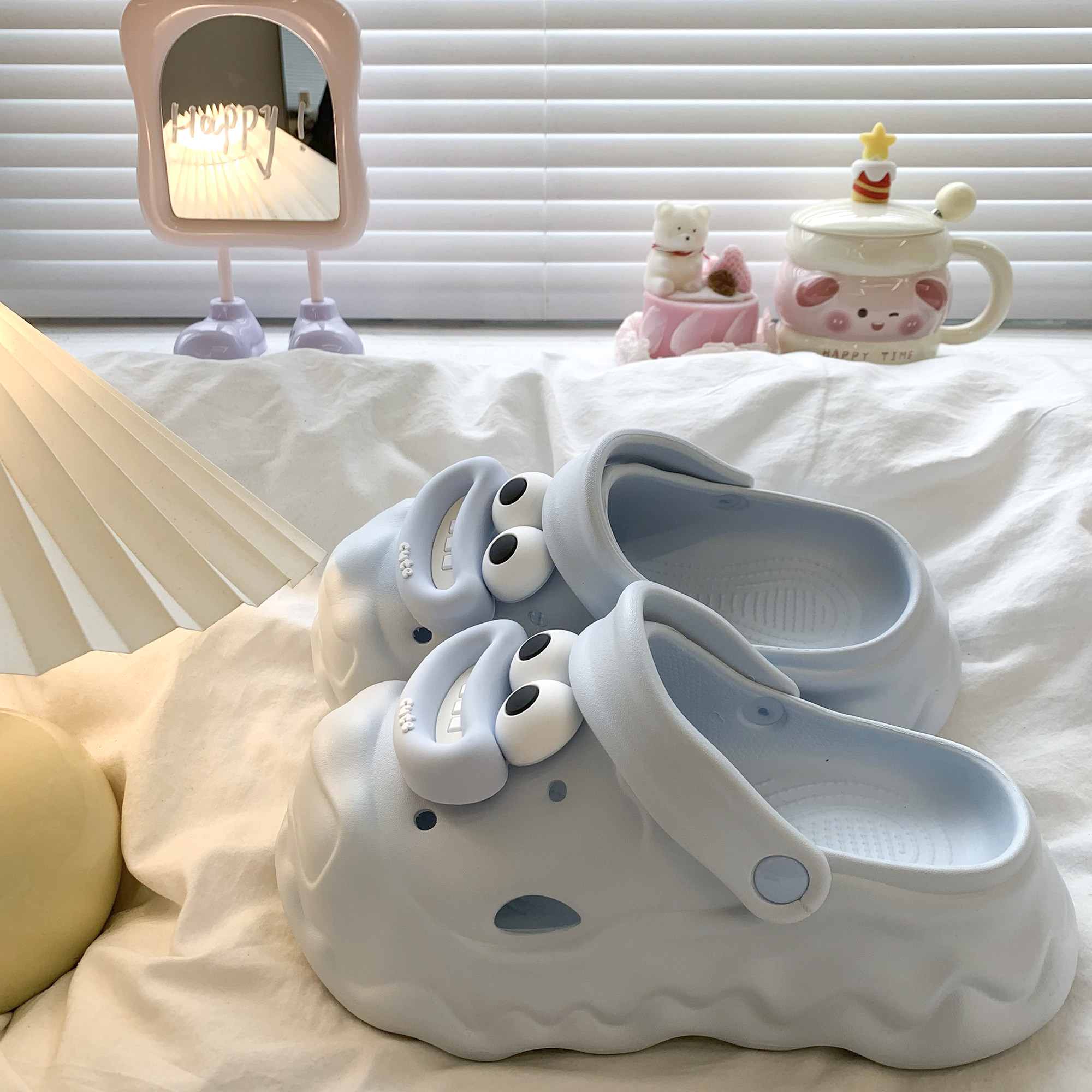 厚底洞洞鞋女2026新款夏季外穿可爱大眼仔防滑增高沙滩包头凉拖鞋