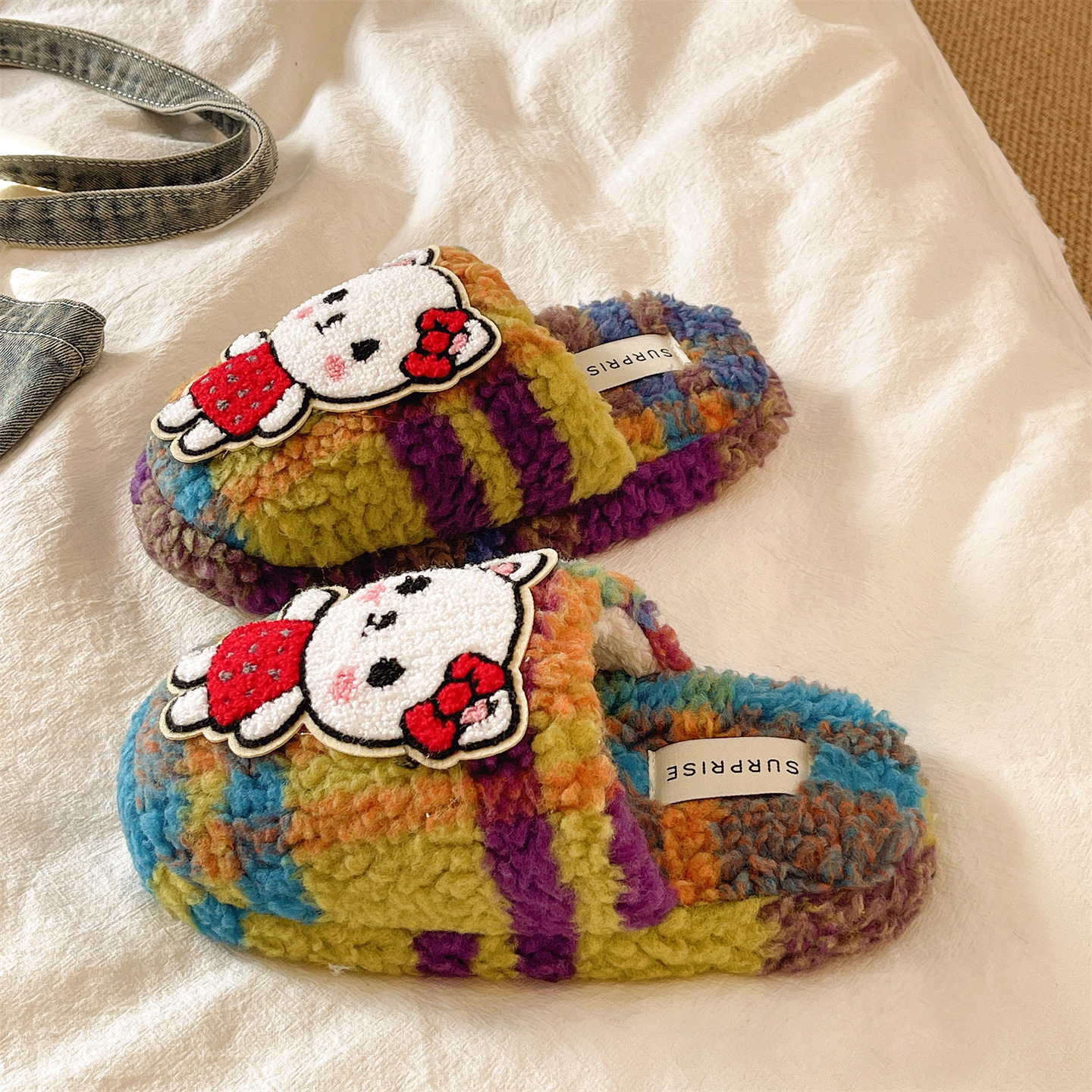 俏绘可爱小白熊格子保暖棉拖鞋